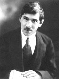 Чуковский Корней Иванович (настоящее имя — Николай Васильевич Корнейчуков) (1882—1969)